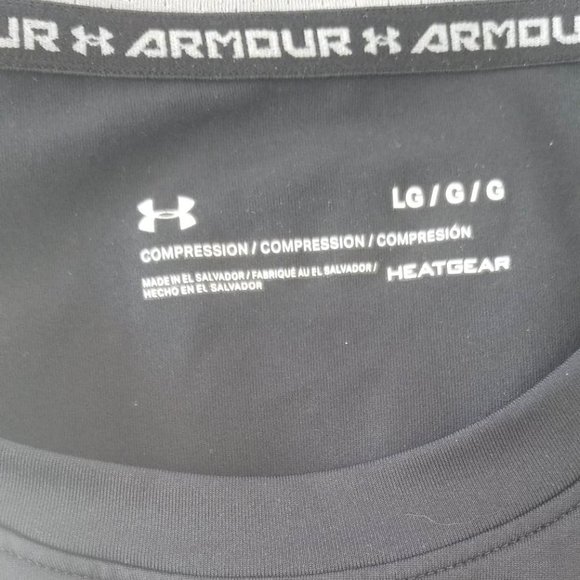 Under Armour Sleeveless Compression Tee Like New - Picture 2 of 3